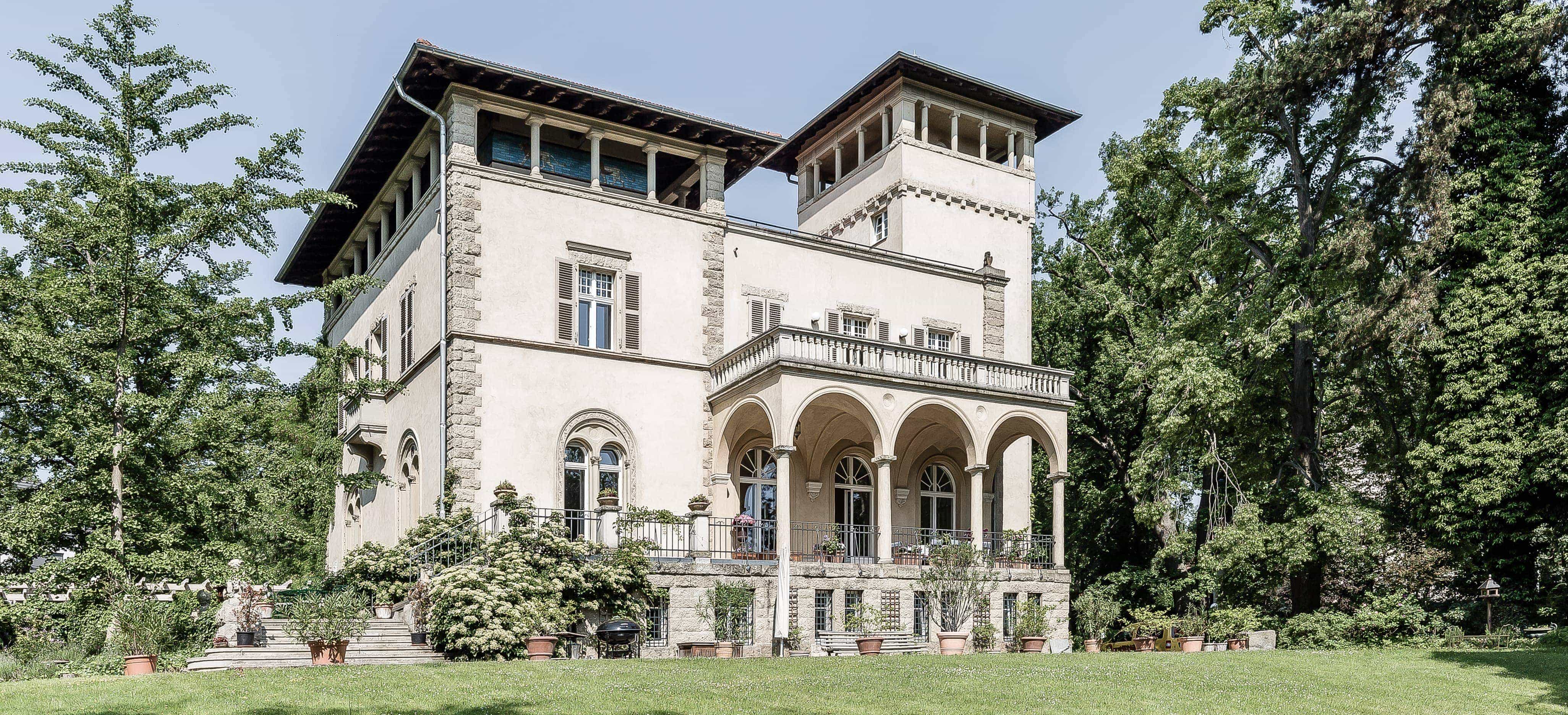 Sabine Lanz finest real estate Luxusimmobilien in Potsdam & Berlin